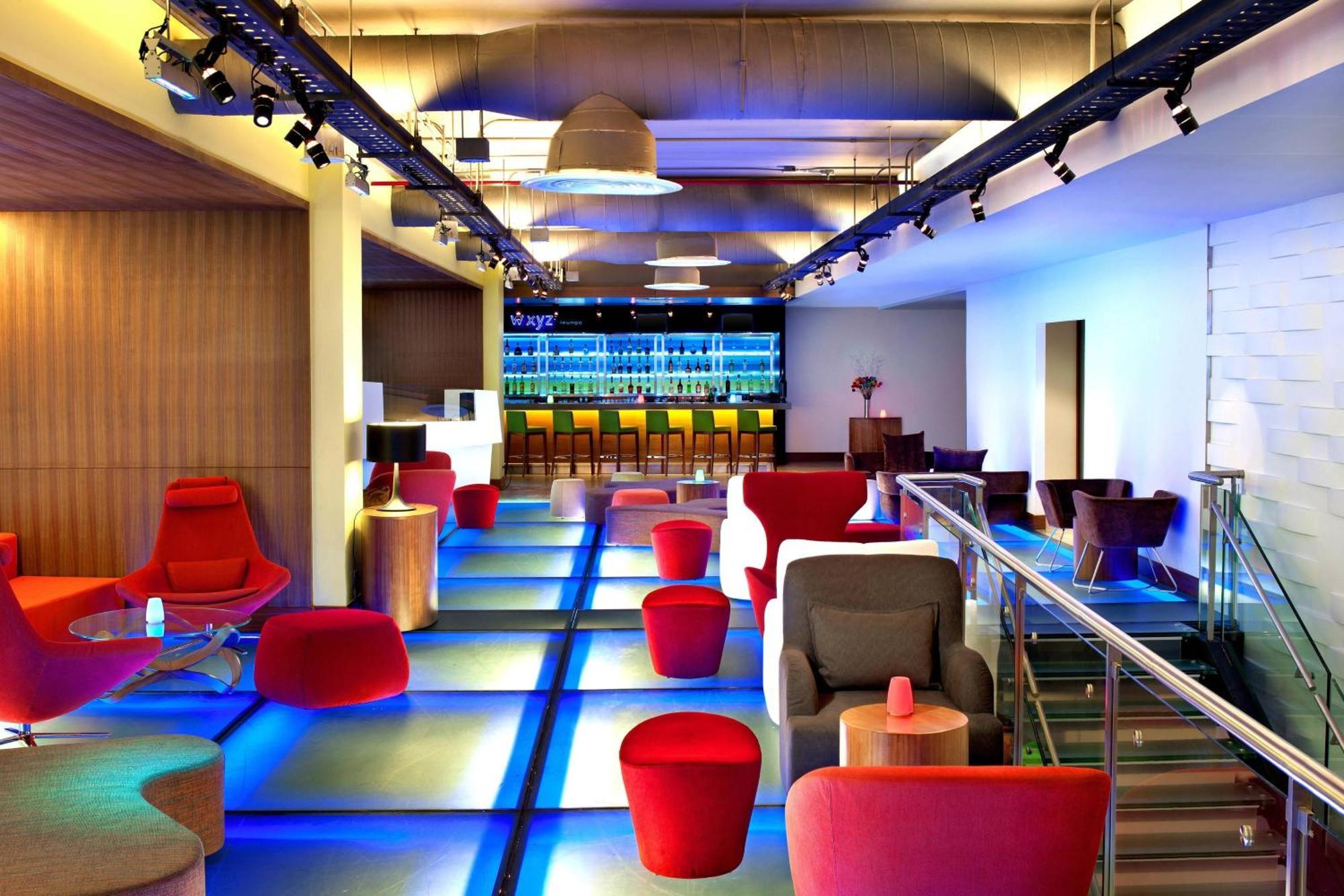 Aloft Bangkok - Sukhumvit 11 Otel Dış mekan fotoğraf